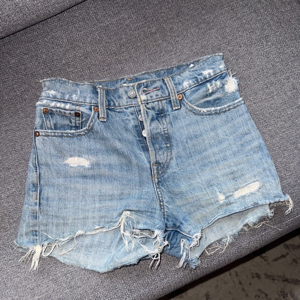 Levi’s Vintage Wedgie Shorts